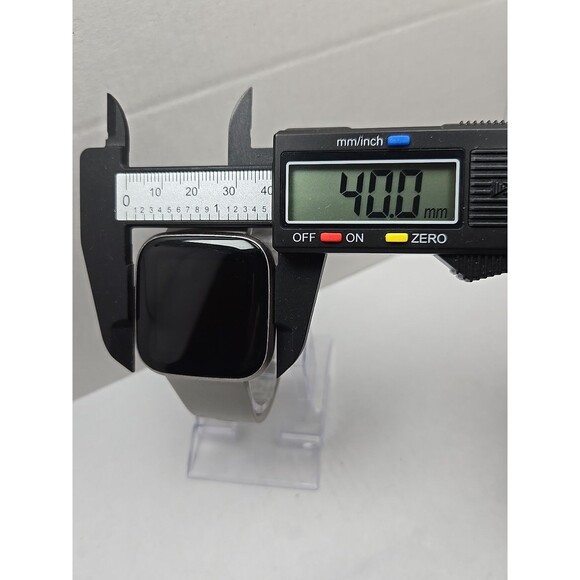 Fitbit Versa 2 Smartwatch Gray 40mm Alexa WR50M Always On Display W/ Charger - Picture 5 of 11